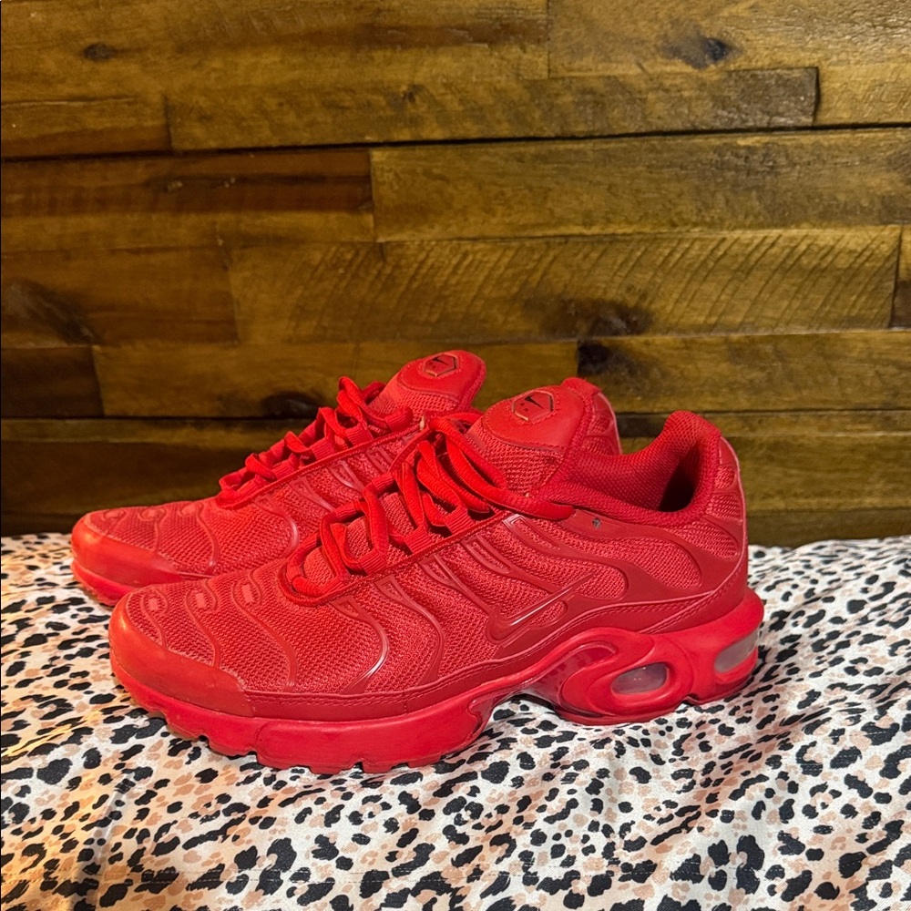 Nike Red Women's Sneakers